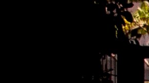 Los centros comerciales y las tiendas recibieron permiso para abrir, pero aún muchas siguen cerradas.