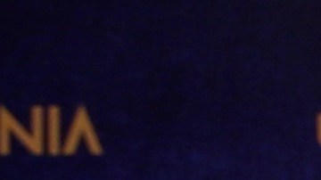 Larry Hernández junto a su esposa Kenia Ontiveros.