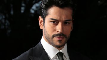 Burak Özçivit, el protagonista de 'Amor Eterno' de Univision.