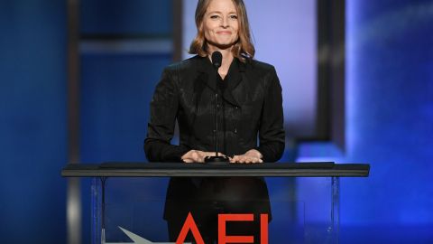 Jodie Foster no sufrió lo de otras celebridades. quienes pasan años sin poder vender sus casas.