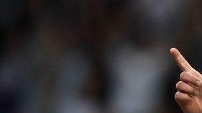 Luka Jovic celebrando un gol con el Real Madrid.