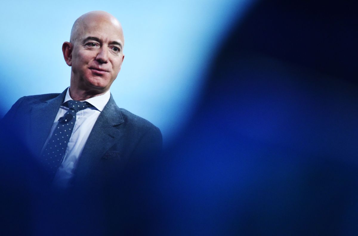 En solo dos dos meses Jeff Bezos sumó $34.6 mil millones de dólares a su riqueza.