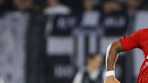 Marcos Rojo en un partido con el Manchester United.