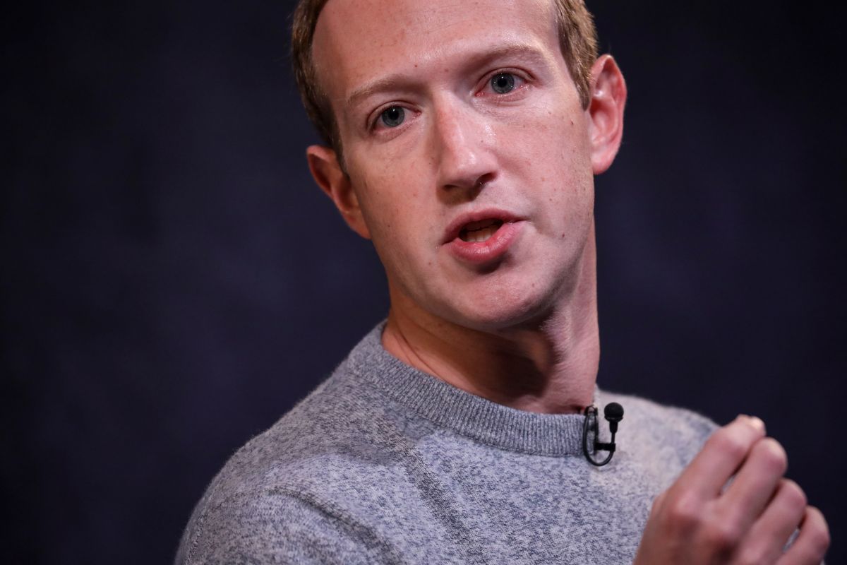 Zuckerberg anunció que la compañía elevará significativamente la contratación de talento a distancia.
