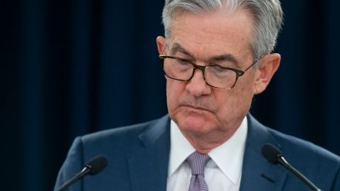 Jerome Powell cree necesario que el Congreso apruebe más ayudas.