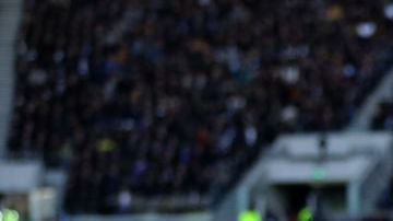 Raúl Jiménez celebrando un gol con los Wolves.