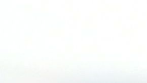 Un grupo de agentes del Departamento de Policía con su rostro cubierto.