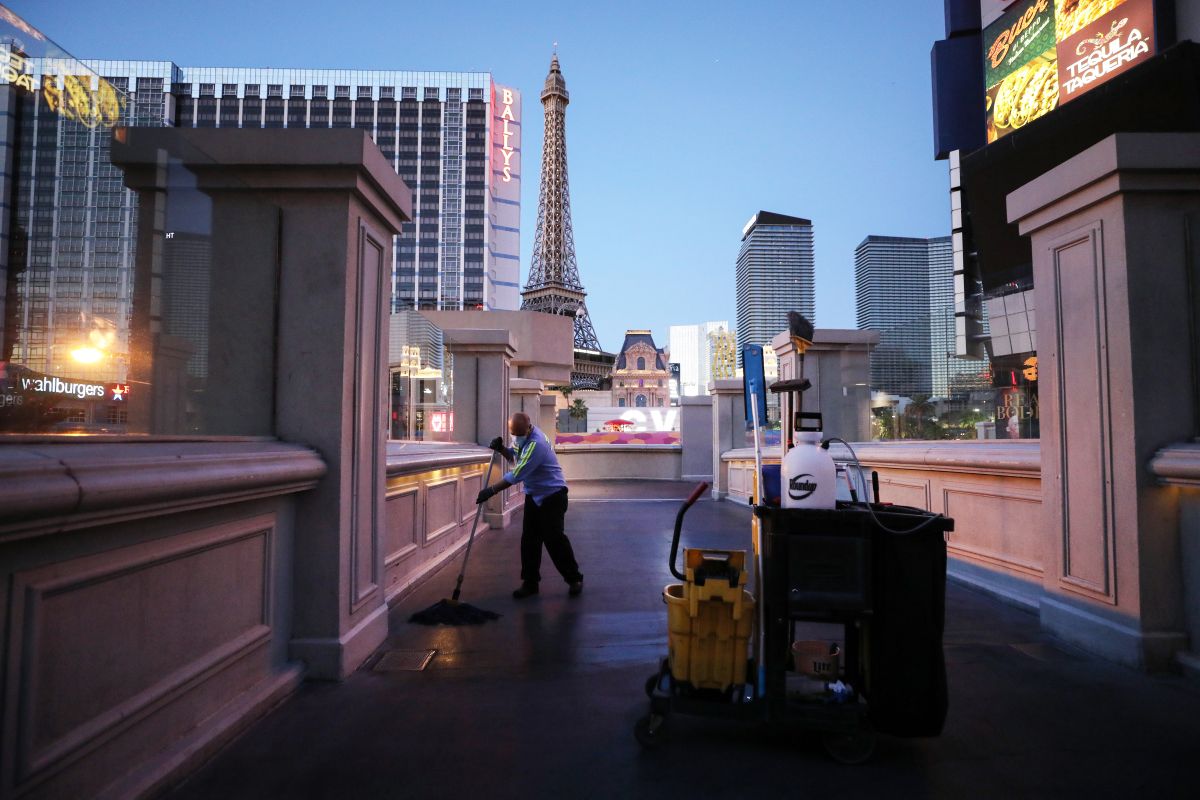 Casinos como el Caesars Palace, Bellagio, MGM Grand y Wynn Resorts, han anunciado acciones para reanudar las operaciones.

