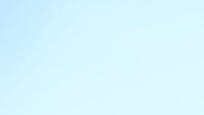 Manifestantes condenan la violencia policial que causó la muerte a George Floyd, frente al Barclays Center en NYC.