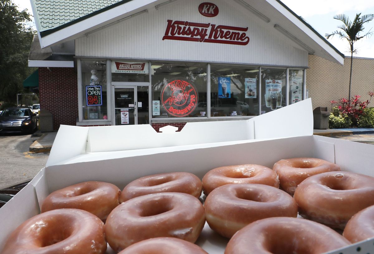 Krispy Kreme informó que los precios no serán tan altos con el find e cuidar a sus consumidores.