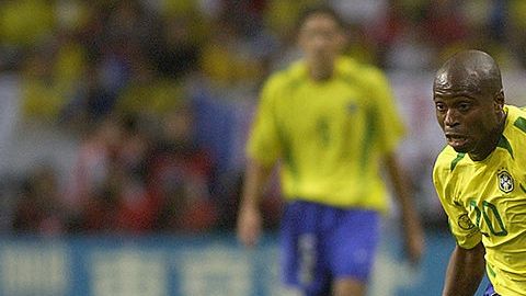 Edilson en el mundial de Corea Japón 2002.