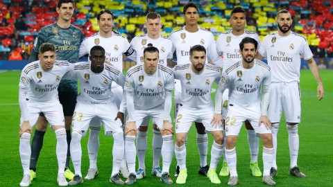 El Real Madrid antes de disputar el Clásico de España.