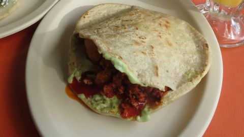 Luis Alvaz-gorditas-Commons