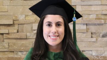 Melissa Ríos se gradúa como médica en UCLA. (Cortesía Melissa Ríos).