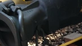 La mujer no tuvo lesiones y se retiró por su propio pie.