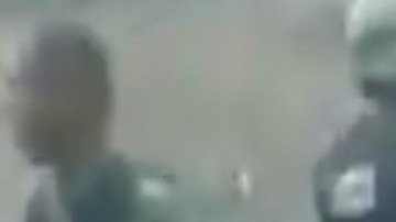 VIDEO: Agarran a soldados mexicanos mientras adiestraban a sicarios del Cártel de Sinaloa