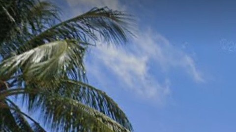 Vista exterior del complejo de apartamentos "Boca View" en Boca Raton (Florida).