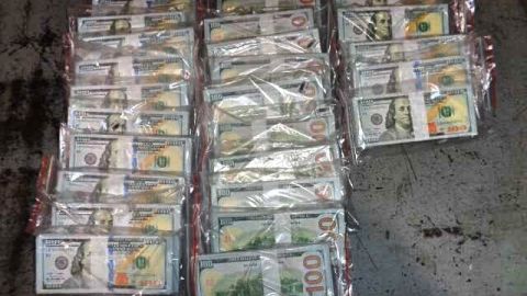Decomiso billetes falsos