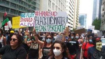 Manifestantes en Houston.