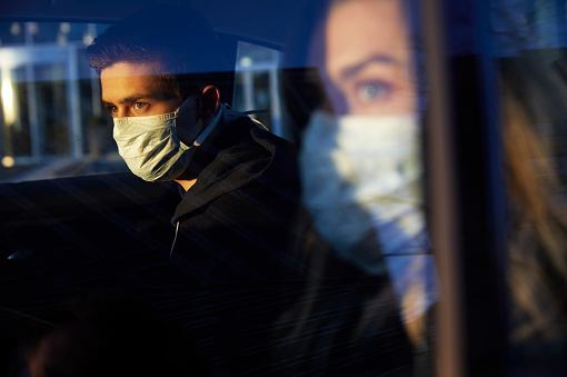 Aún cuando la circulación de autos España se normalice, será recomendable continuar tomando medidas de precaución para evitar contagios nuevamente. 
