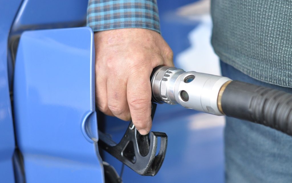 Recuerda también siempre revisar el estado del tanque de combustible de tu auto para mantenerlo en óptimas condiciones. 