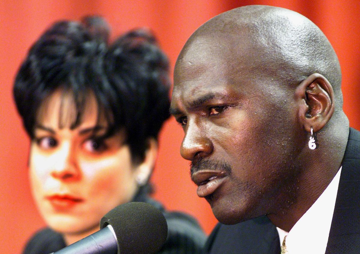 Michael Jordan con su primera esposa, Juanita Vanoy.