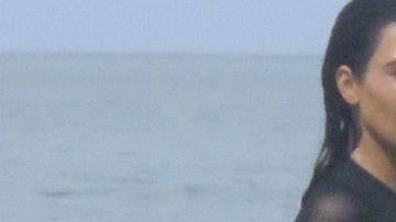 Sus vacaciones en México están haciendo correr ríos de tinta.