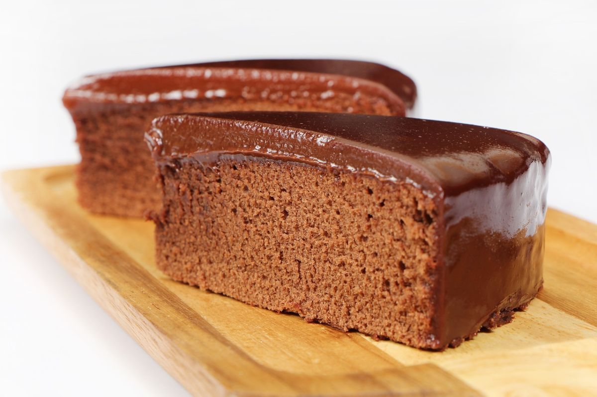 3 Ingredient Oreo Cake – Microwave Viral Recipe in Under 10 Minutes