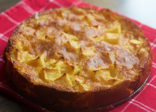 Image of Receta de tarta de manzana en microondas, lista en menos ...