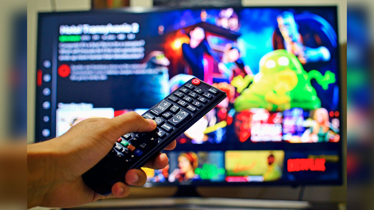 El oscuro motivo por el que los televisores son cada vez más baratos