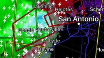 Las tormentas azotaron la zona de San Antonio.
