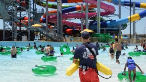 El parque acuático Typhoon Texas.