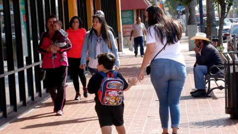 Muchos residentes del sureste de Los Angeles son trabajadores esenciales, pero carecen de acceso a las pruebas COVID-19. (Archivo)