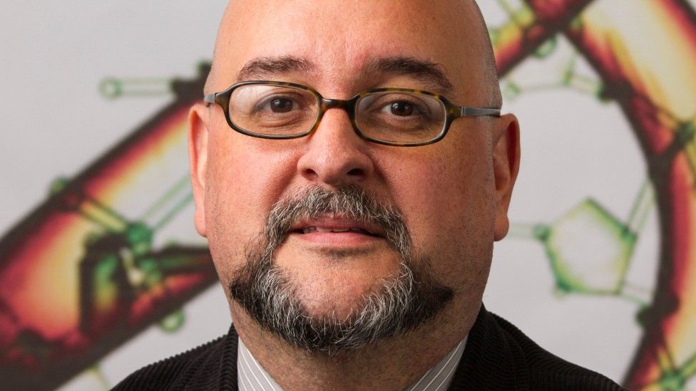 “En 20 años el cáncer no va a ser una sentencia de muerte” La Opinión