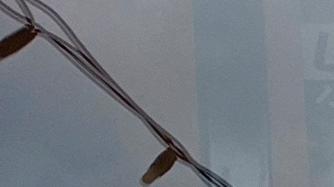 Vandalismo contra negocios durante las protestas. EFE/ David Villfranca