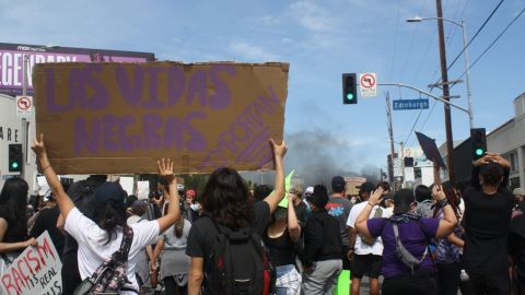 Elizabeth García se puso en cuarentena después de participar en marcha contra brutalidad policiaca. (Cortesía Elizabeth García)