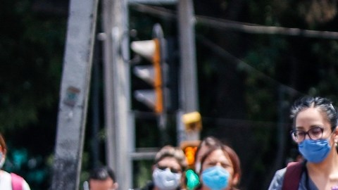 Capitalinos regresan a "la nueva normalidad".