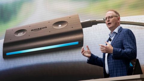 Dispositivo Echo Auto de Amazon.