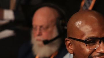 Floyd Mayweather apoyará a la familia de George Floyd.