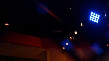 El clásico octágono de las artes marciales mixtas.