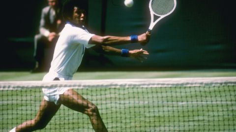 Arthur Ashe ganó 76 títulos como tenista profesional.