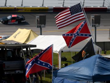 La categoría NASCAR ya no permitirá el uso del estandarte asociado a grupos supremacistas.