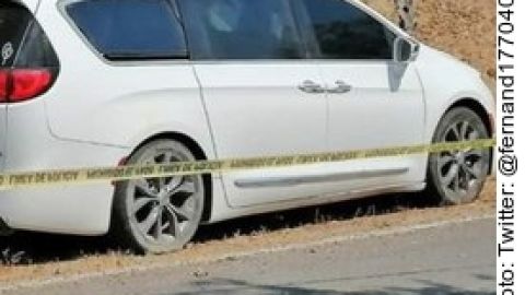 Los cuerpos fueron abandonados en una camioneta.