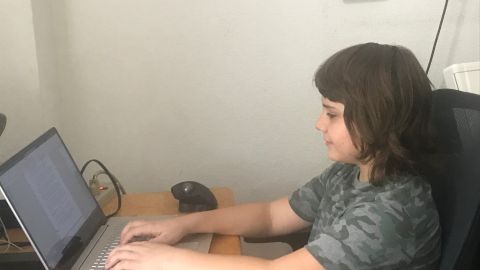 Los niños tuvieron que terminar su ciclo electivo online por la pandemia.