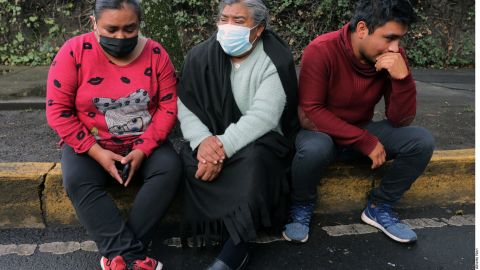 Deudos de la mujer que murió en ataque en la CDMX.