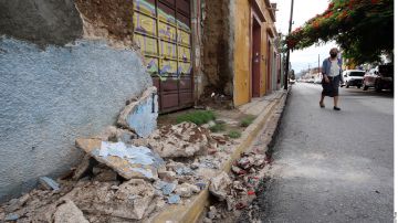Derrumbes por sismo en Oaxaca.
