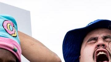 Familiares de Andrés Guardado durante una protesta el 20 de junio.