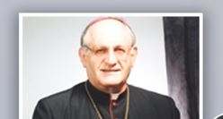 El arzobispo Emeritus Joseph A. Fiorenza.