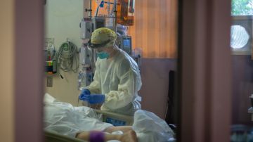 Tratando pacientes en el Scripps Mercy Hospital Chula Vista./KHN