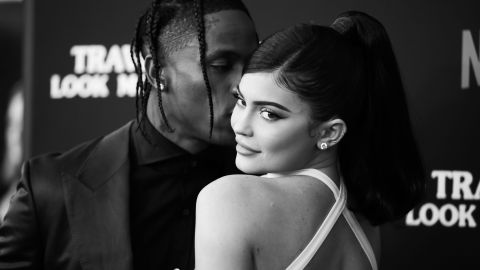 Kylie Jenner junto a Travis Scott.